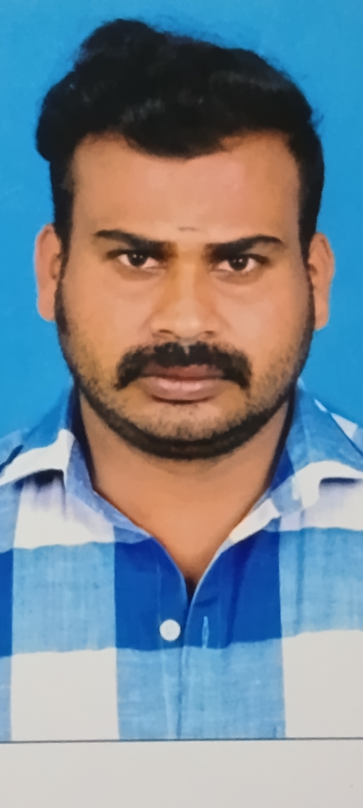 Groom Image